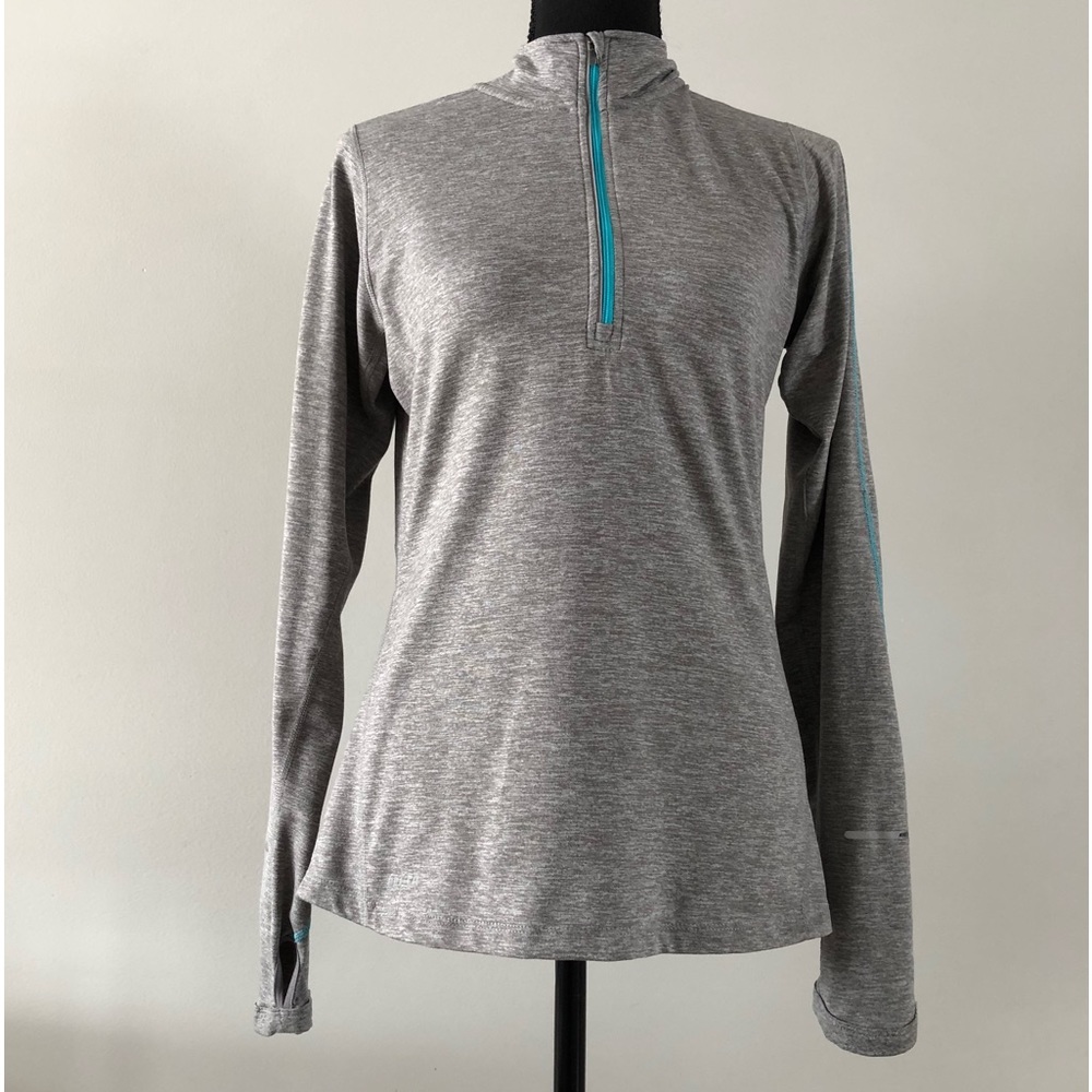 Women’s Nike Element Running DRI-FIT Gray Long sleeve running shirt size S